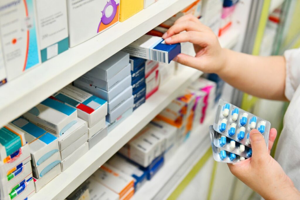 efeitos colaterais de medicamentos